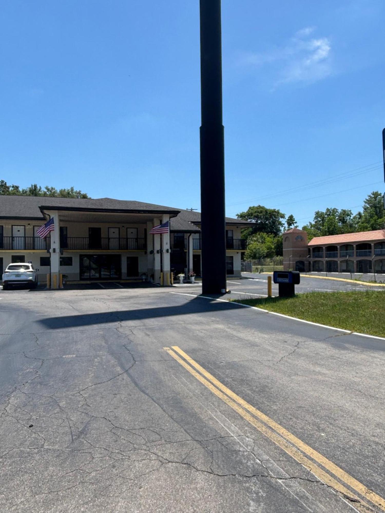 High Springs Inn Soon To Be Clarion Pointe Alachua Exterior foto